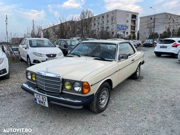 Mercedes-Benz W123 - 3