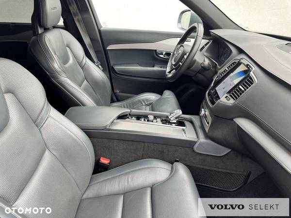 Volvo XC 90 - 39