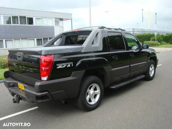 Chevrolet Avalanche - 4