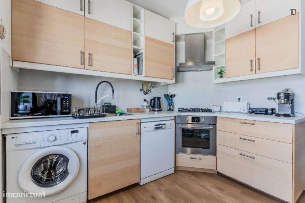 Apartamento com 4 quartos - localizado em Torres vedras - Grande imagem: 4/10