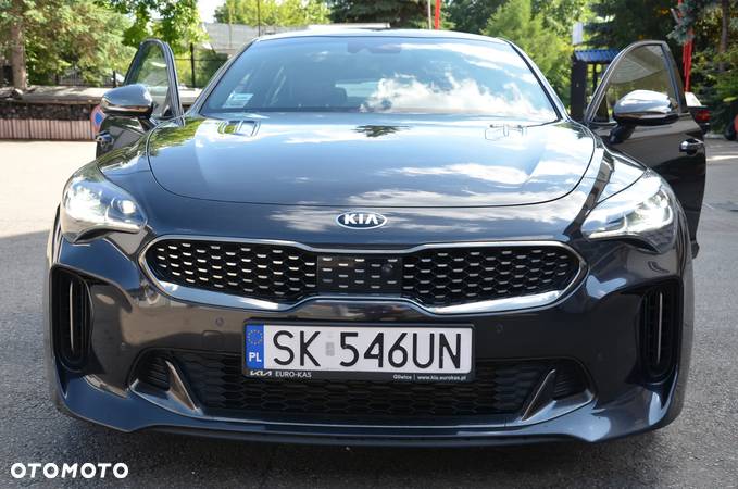 Kia Stinger 3.3 T-GDI V6 GT AWD - 22