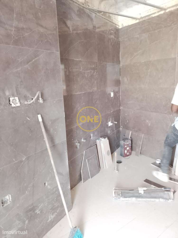 Apartamento T3 2 andar Remodelado em Benavente - Grande imagem: 3/9