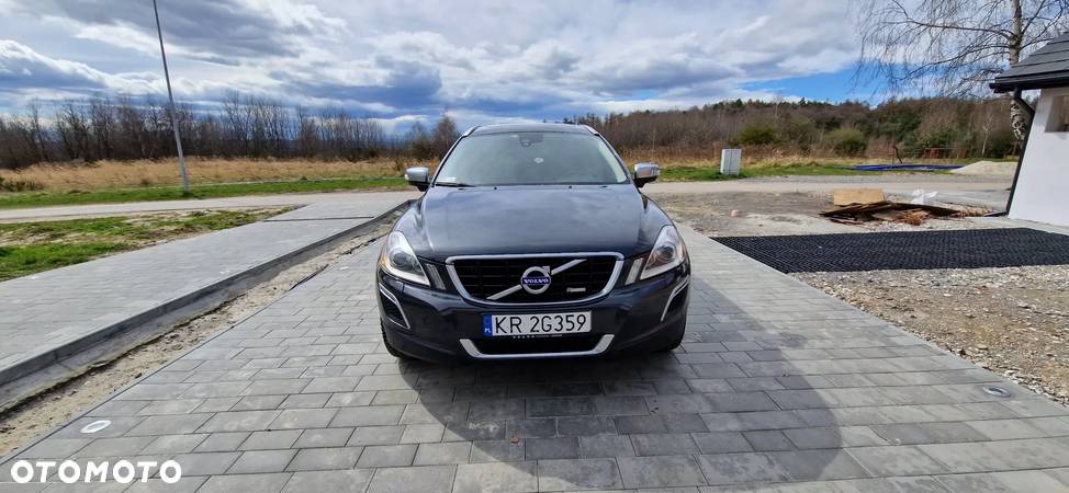 Volvo XC 60 - 4