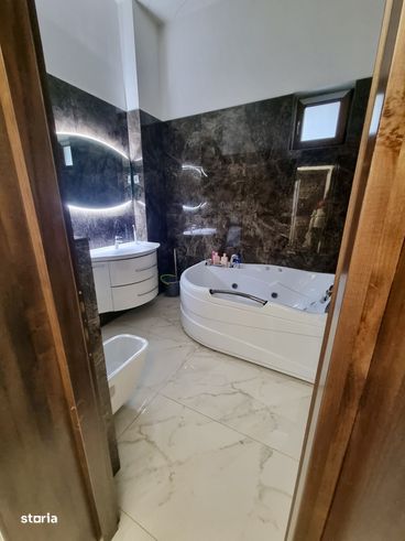 3 camere Ultracentral Etaj 1 100mp-4