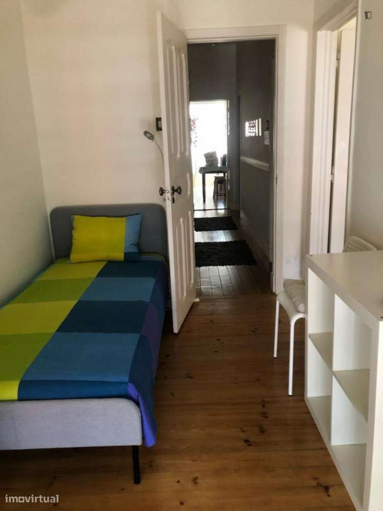 Quarto - localizado em Alameda Lisbon - Grande imagem: 4/8