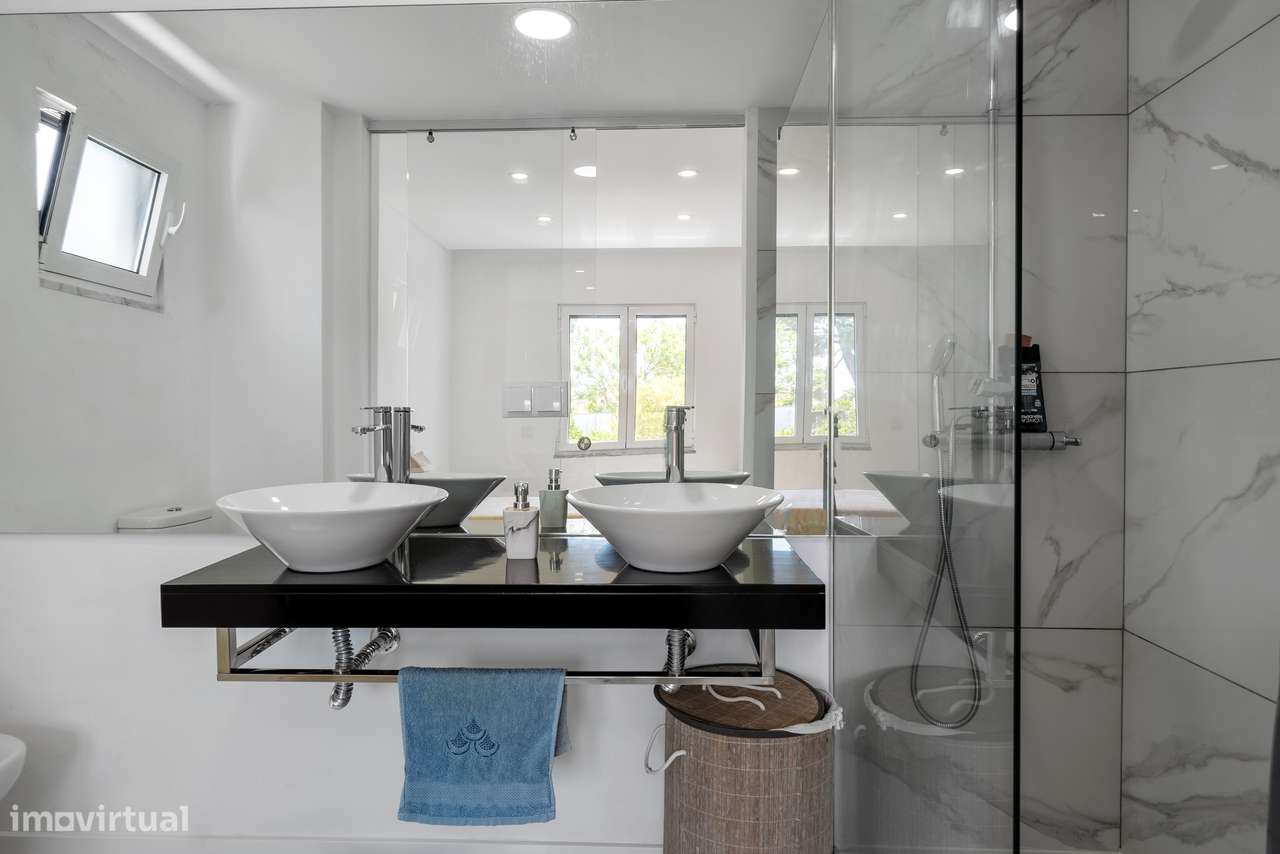 Andar de Moradia T2+1 | Seixal - Grande imagem: 2/24