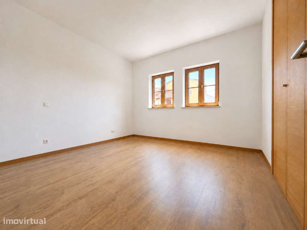 T2 na Quinta da Beloura | 2 Suítes | Garagem | Piscina | Elevador-14
