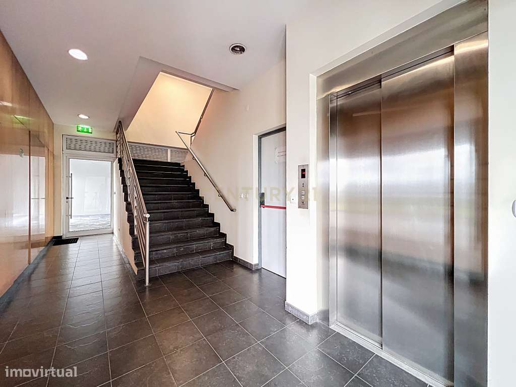 Oportunidade Única: Venda de Clínica em Pleno Funcionamento na Lagoa –-43