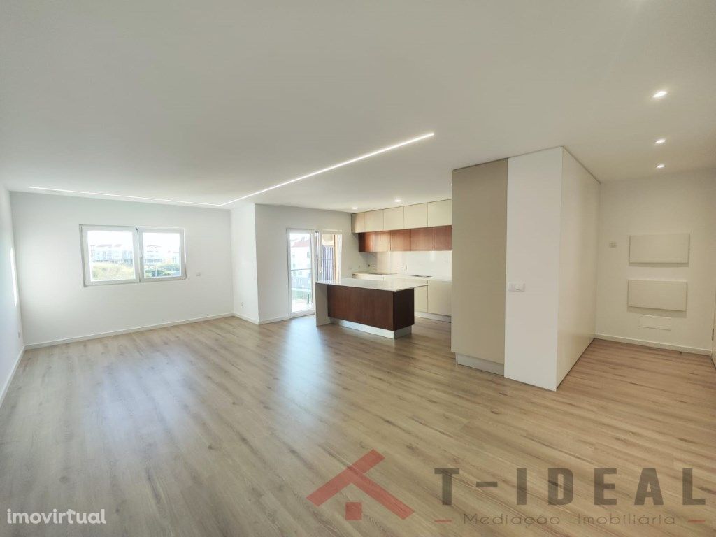 Apartamento T2 novo na Lourinhã