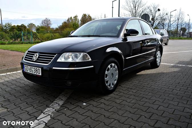 Volkswagen Passat 1.9 TDI Basis - 2