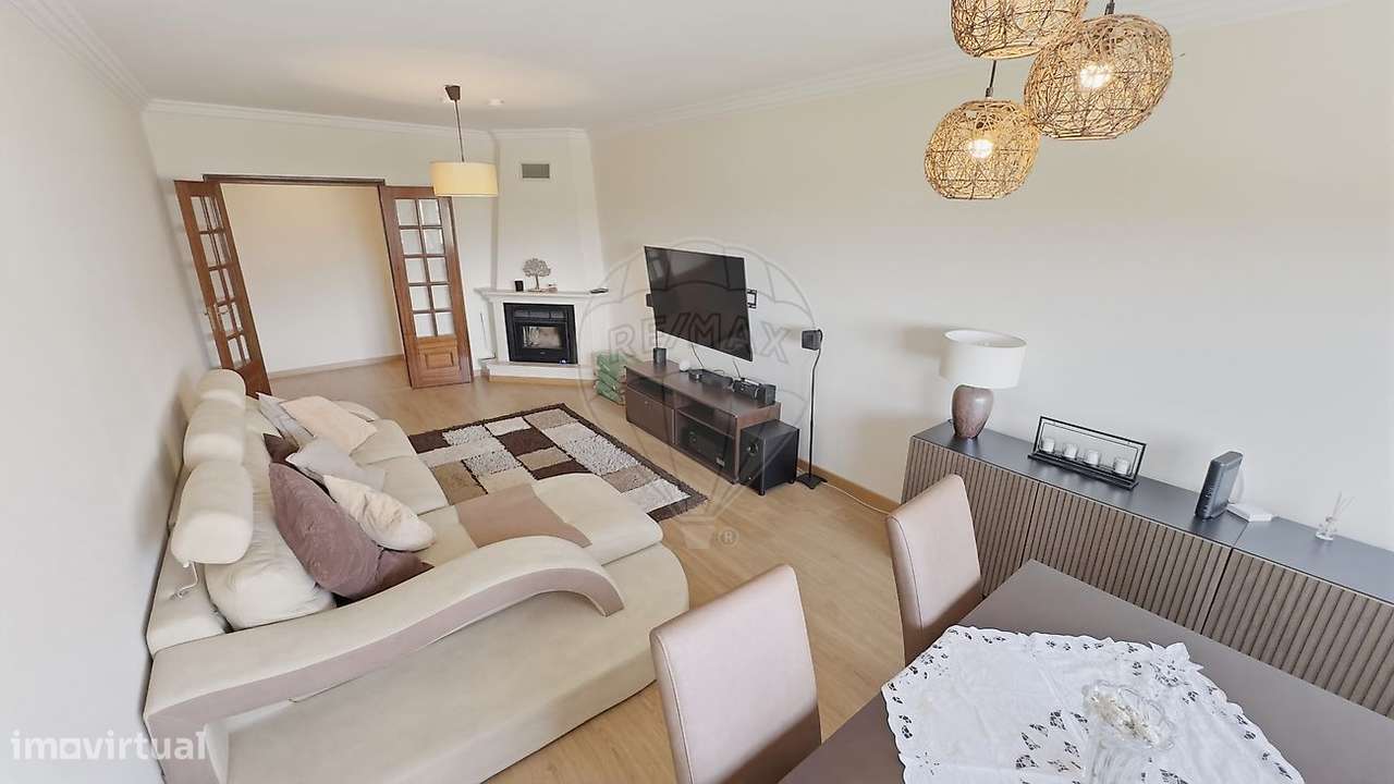 Apartamento T3 à venda em Sintra-25