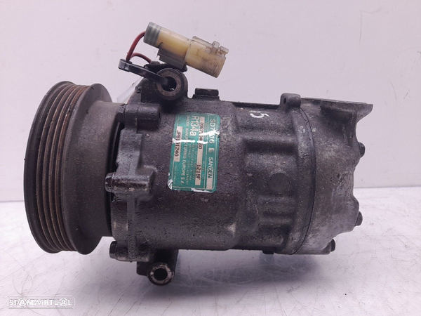 Compressor Do Ar Condicionado / Ac Renault Scenic I Ve?Culo Multiuso ( - 2