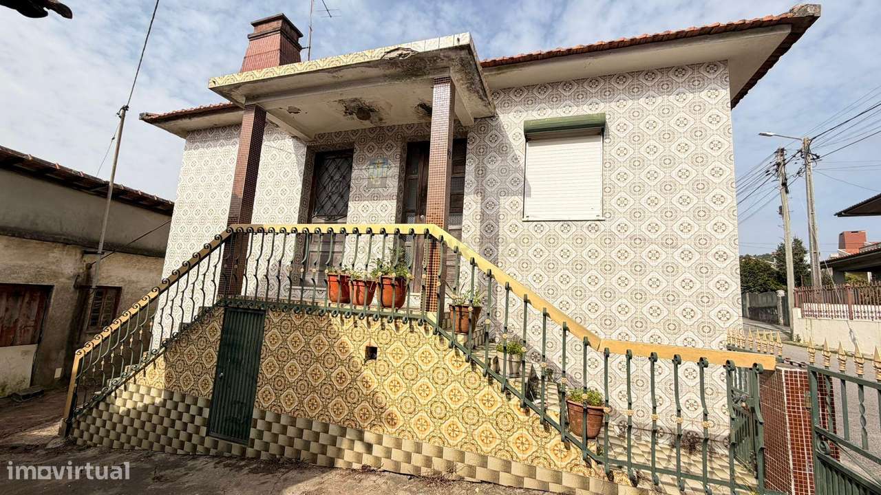 Moradia T2 p/ restauro - S. João de Vêr - Grande imagem: 3/12