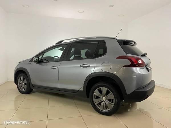 Peugeot 2008 1.5 BlueHDi Signature - 9