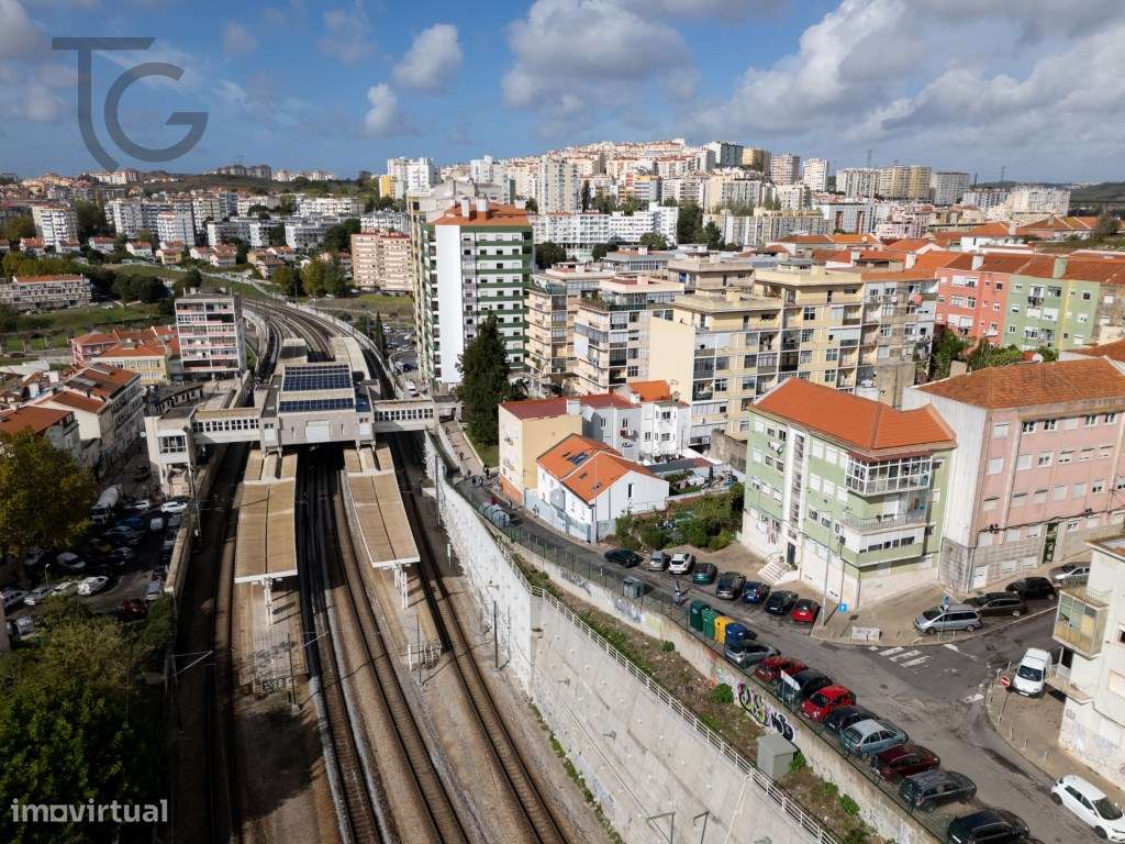 Apartamento T2 em Queluz-Belas junto à Estação-12