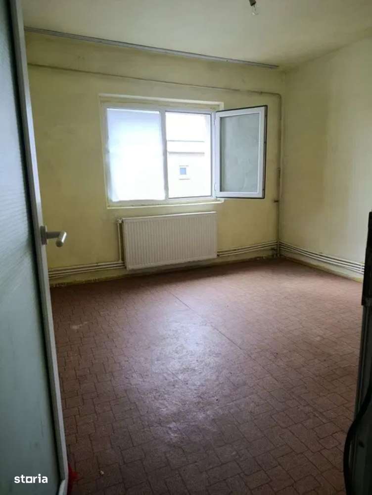 Apartament cu 2 camere in zona Piata Centrala - Imagine principală: 2/7