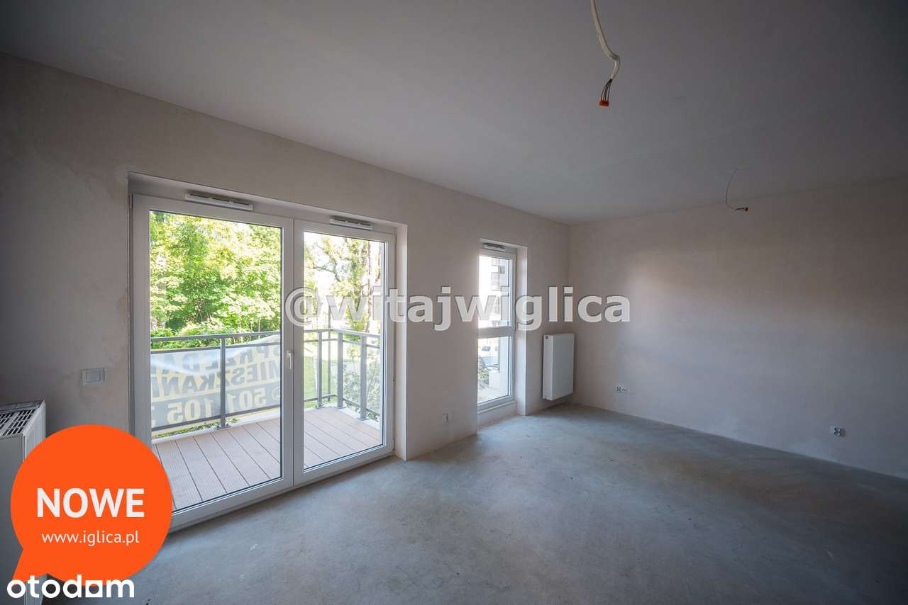 Kępa Mieszczańska, balkon, duże okna. HIT-2