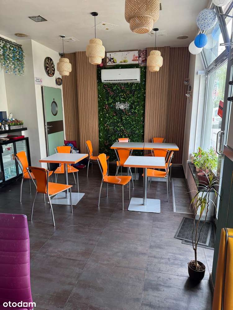 Lokal gastronomiczny PIZZA DOGFIELD na parterze z parkingiem