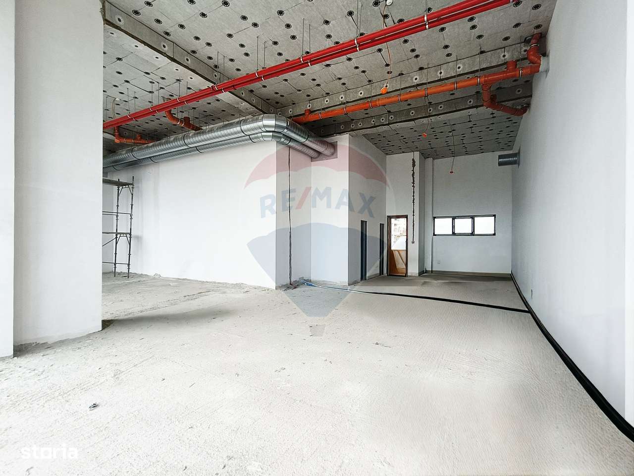 Inchiriere Spatiu Comercial Parter | Ansamblu Rezidential | M. Berceni - Imagine principală: 5/12