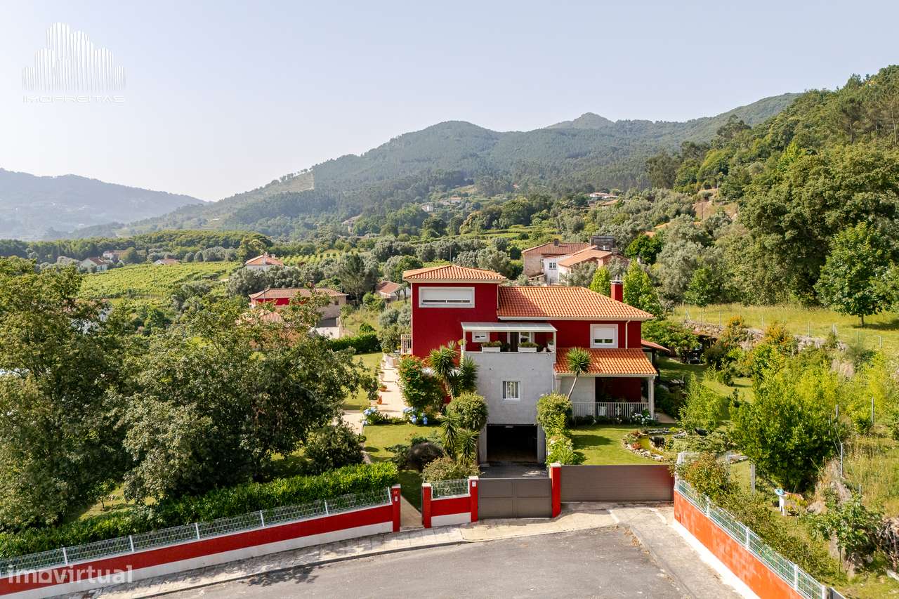 Requintada e elegante quinta com piscina, situada em Ponte de Lima!-11