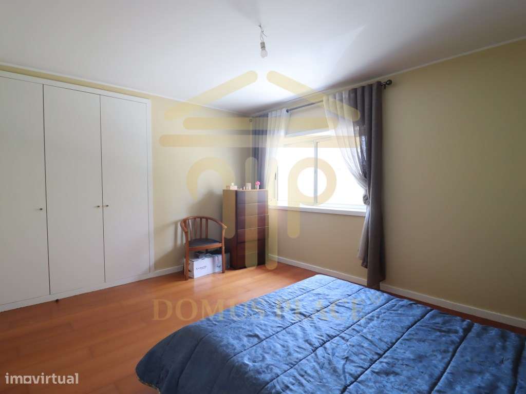 Apartamento T3 no Castelo da Maia com Terraço, 3 Frentes e Lugar de...-27