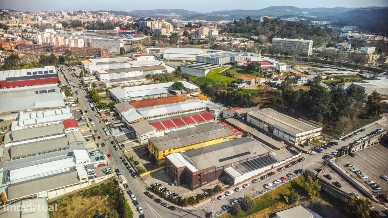 Pavilhão industrial São João da Madeira - Grande imagem: 2/27