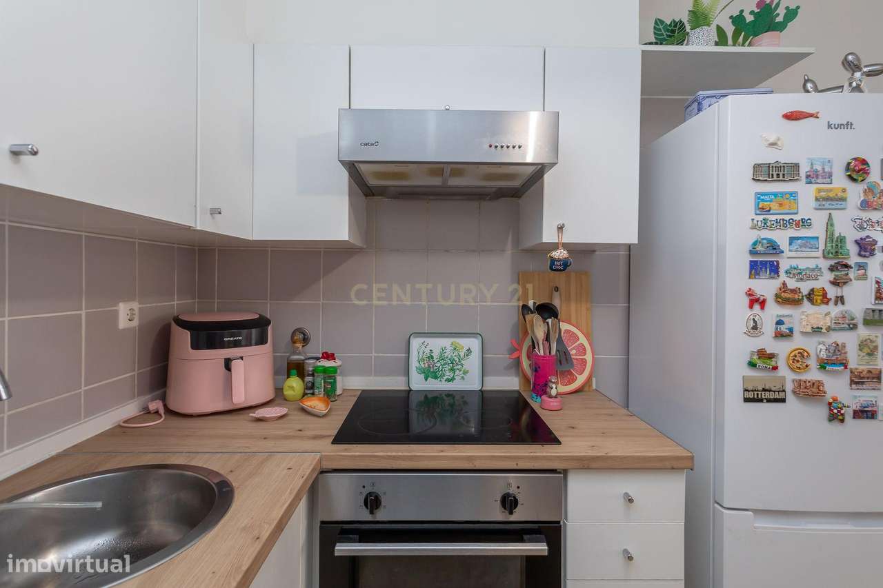 T1 com vista rio, estacionamento e arrecadação - Grande imagem: 4/26