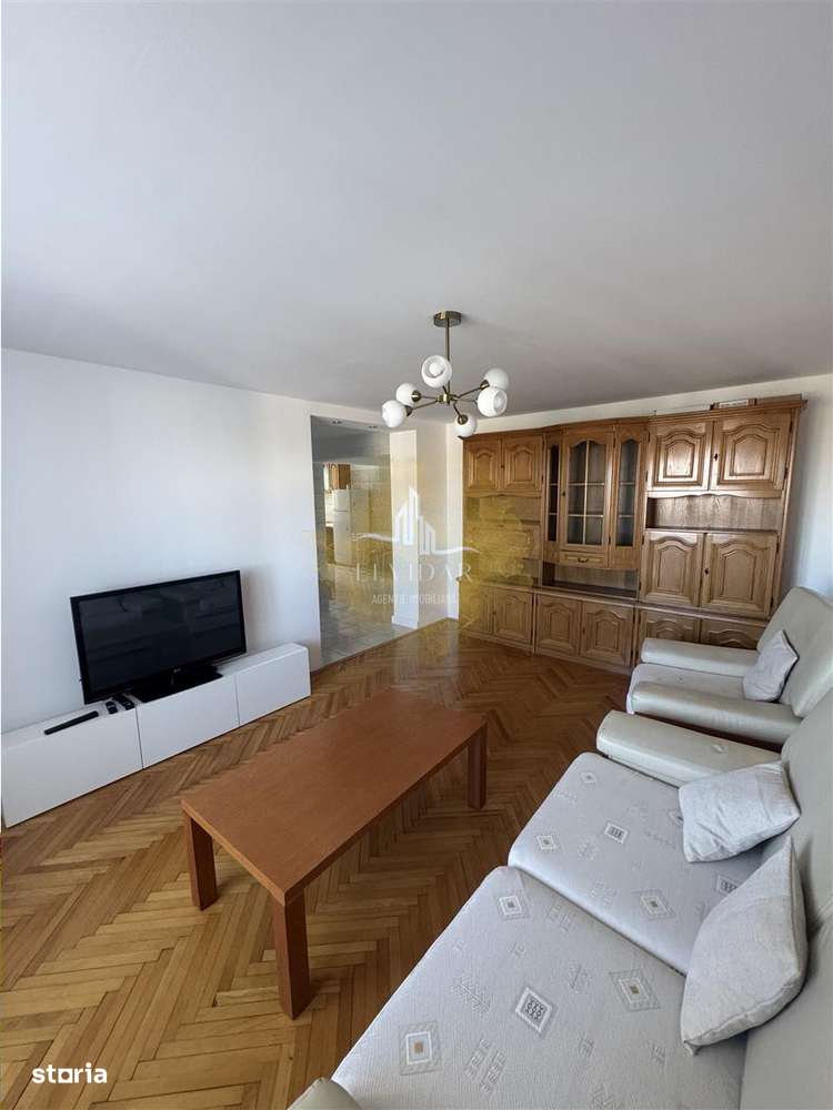 Apartament 3 camere - Zona Dacia - Decomandat-0