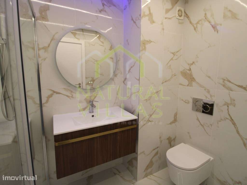 Apartamento T2 Frente Mar em Quarteira-10