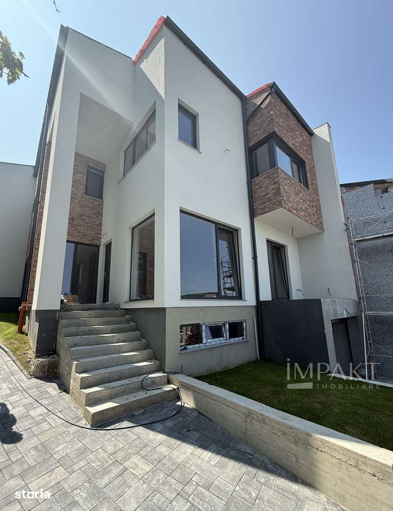 Case cuplate la liziera padurii , ideale pentru 2 familii ! - Imagine principală: 4/20