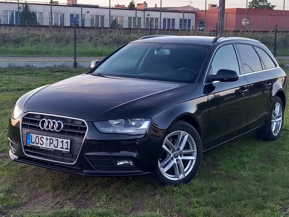 Audi A4 B8 2.0 TDI DPF Ambiente 2014