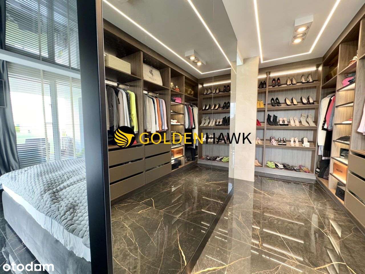 Przecław! Apartament premium! Taras! Winda! Garaż!-14