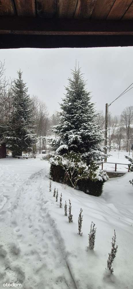 Na sprzedaż atrakcyjna działka położona w malowniczej miejscowości-3