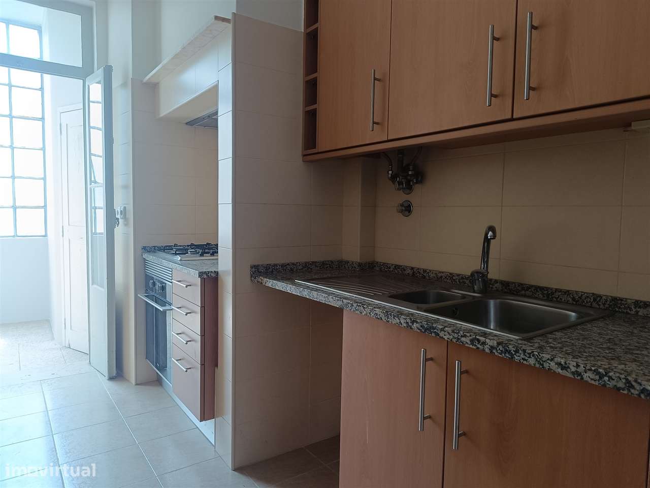 Apartamento T3 usado Arroios Lisboa-23