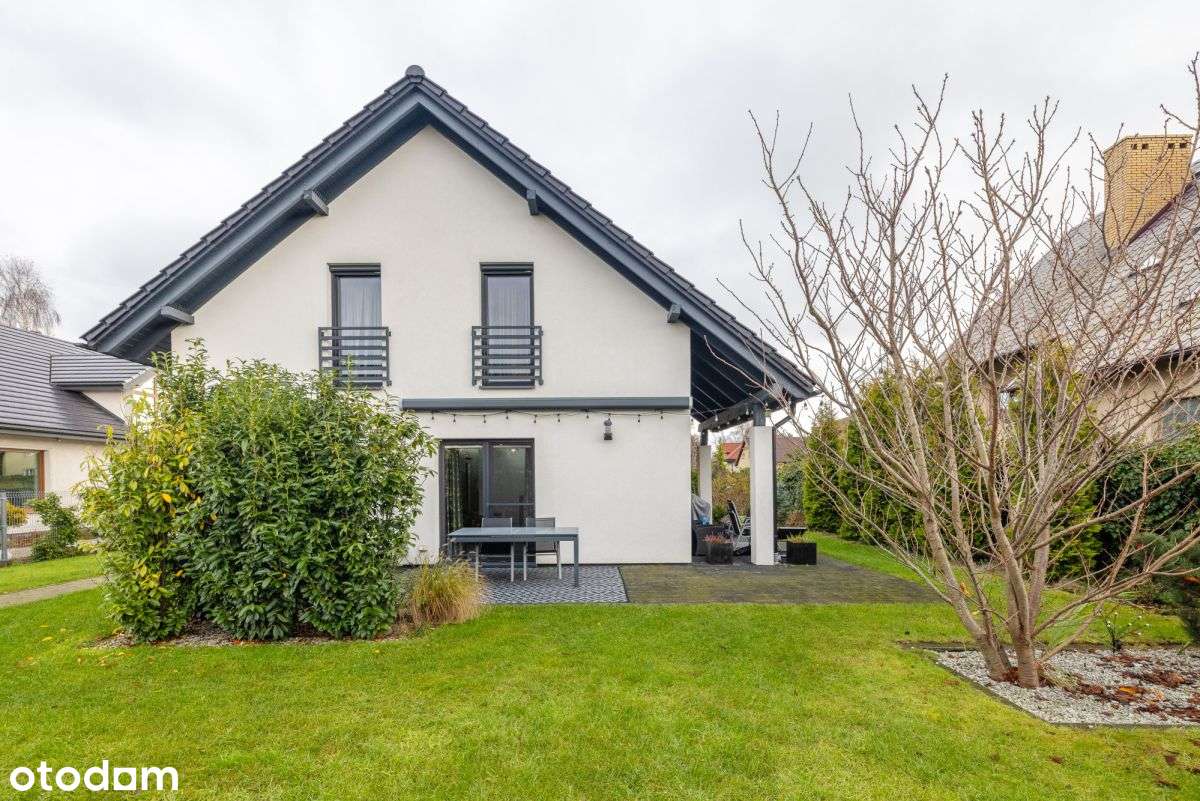 Dom wolnostojący! brak opłat za ogrzewanie!-11