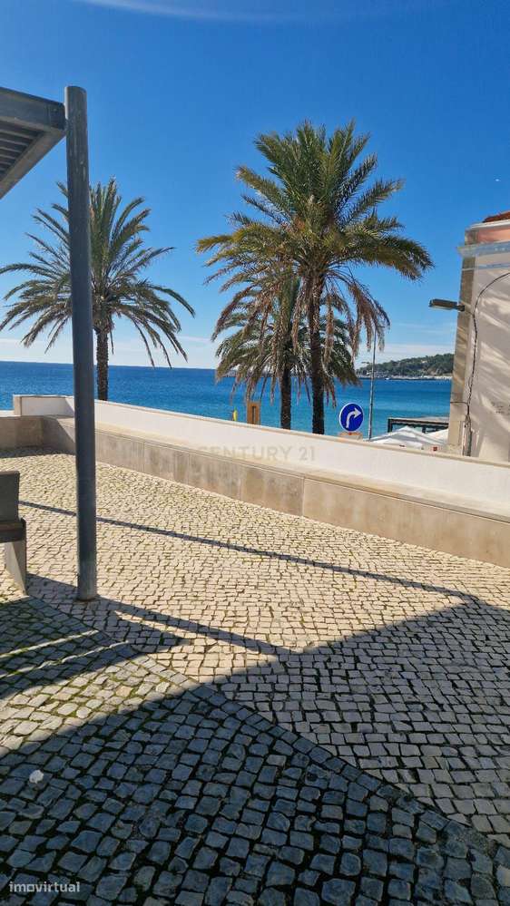 Prédio no Centro de Sesimbra – A 2 Minutos da Praia do Ouro-8