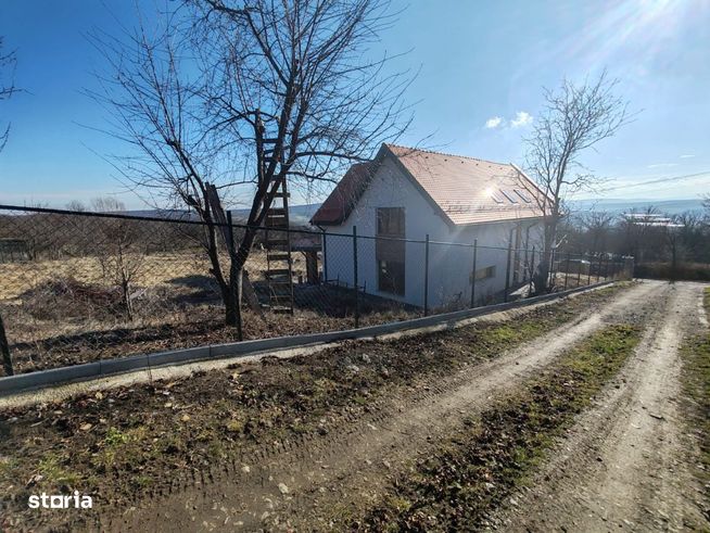 Casă individuală la 20 km de Cluj-Napoca în localitatea Rediu-7