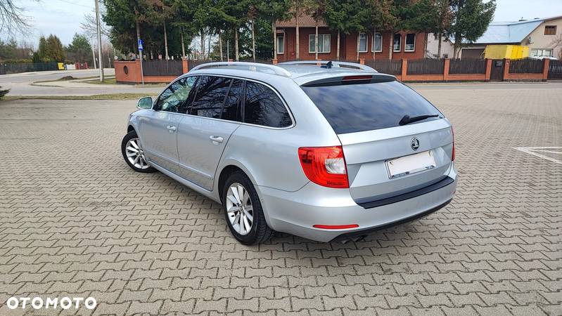 Skoda Superb 1.6 TDI GreenLine - 31