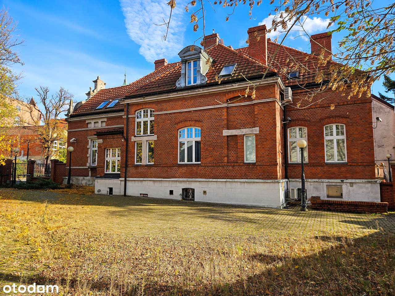 Zabytkowa willa biurowo-usługowa 509 m² w centrum Rybnika blisko Rynku - Pełny obrazek: 5/20