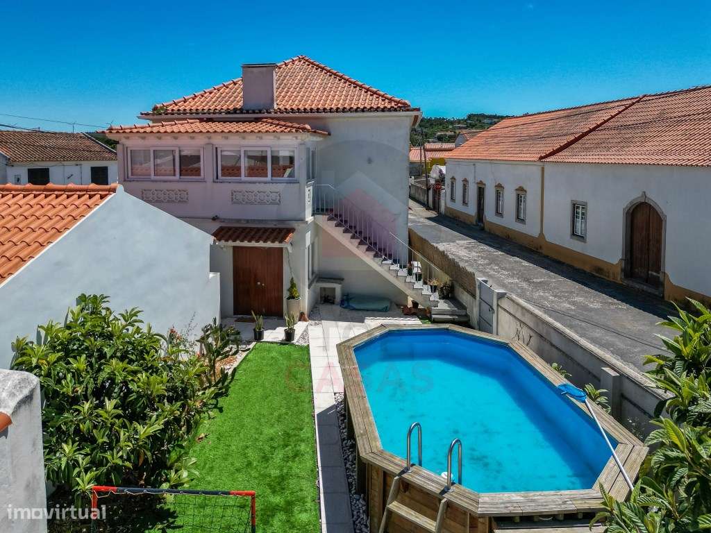 Charmosa moradia T2 em Olho Marinho, a dois passos de Óbidos e das ... - Grande imagem: 2/29