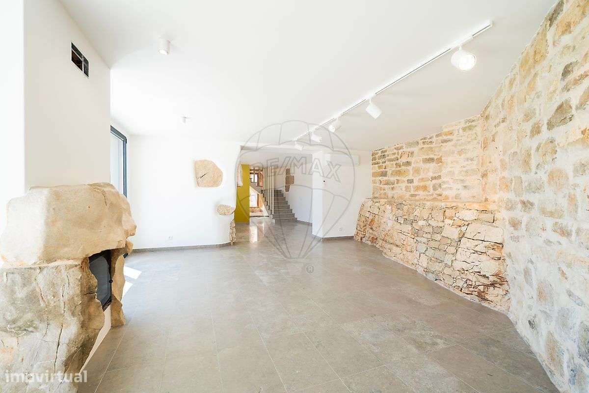 Moradia T3 para venda-24