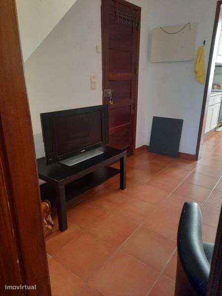 T1 Arrenda campo de Ourique - Grande imagem: 3/5