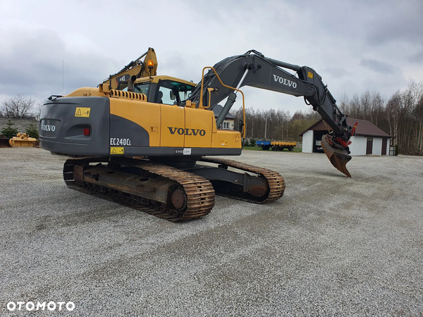 Volvo EC 240 CL - 40