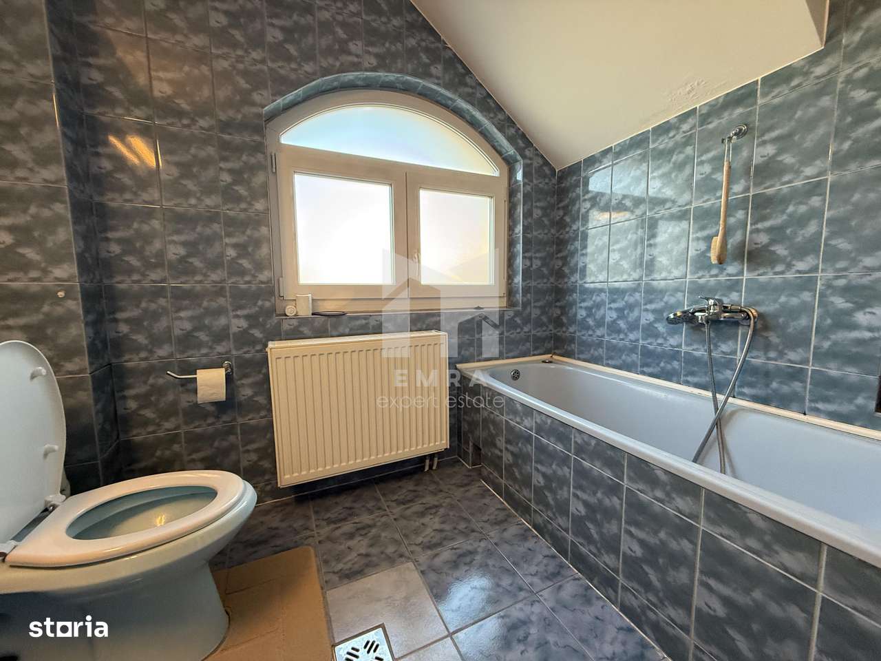 Casă cu 4 camere în Sâncraiu de Mures - cartierul Răsăritului-9