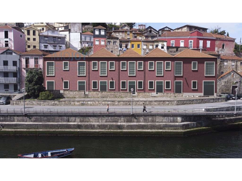 Loja em Construção com Vista Rio em Vila Nova de Gaia - Grande imagem: 2/14