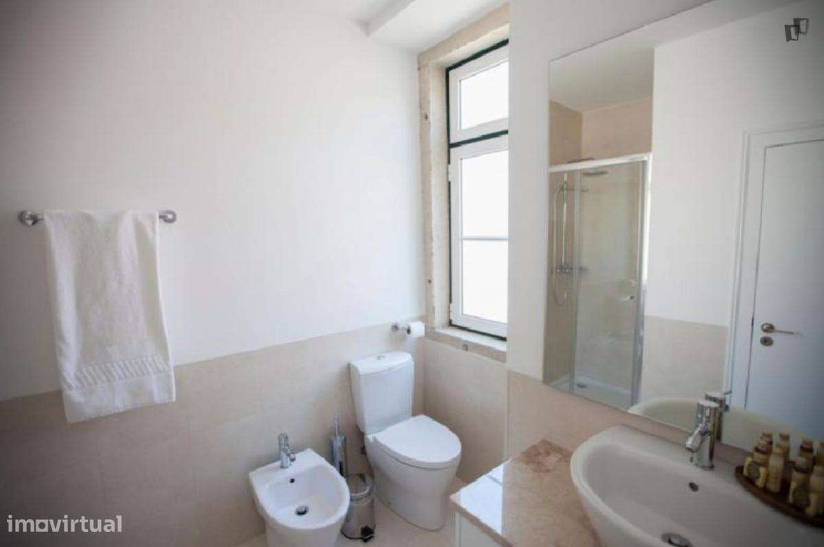 Apartamento com 2 quartos - localizado em Baixa Lisbon - Grande imagem: 5/6