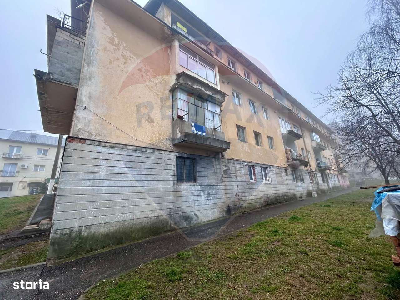 Apartament de vanzare la demisol Cavnic-0