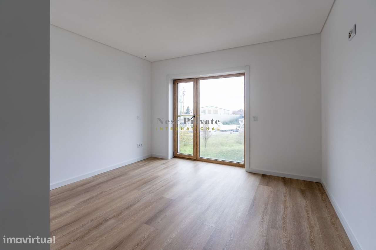 Apartamento T5 Duplex Antas-27