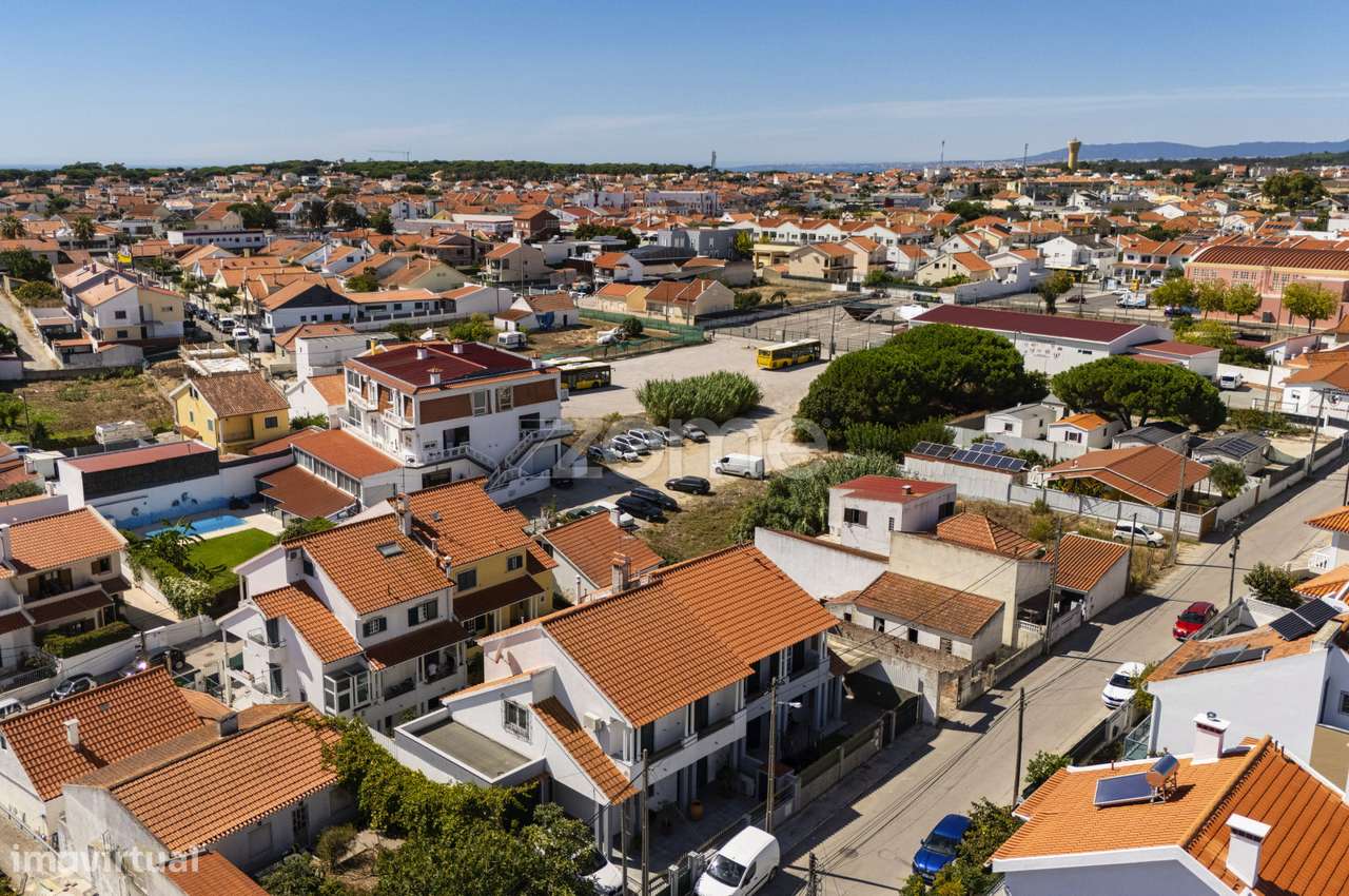 Moradia geminada T4 Quintinhas - Charneca de Caparica - Grande imagem: 3/42