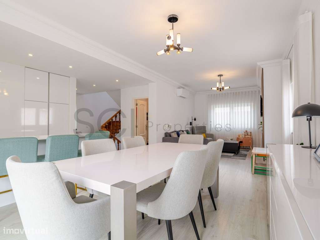 Moradia Isolada renovada T3+2 Quintinhas Cave sótão e pronta a habitar-46